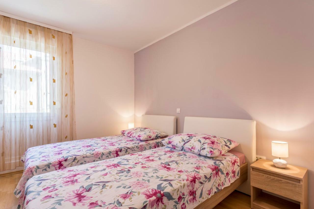 Modern Apartment Near The Beach And Center Of スプリト エクステリア 写真